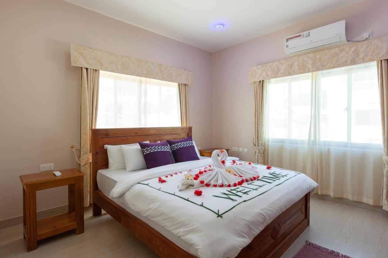 Stone Self Catering * Grand Anse (Praslin)