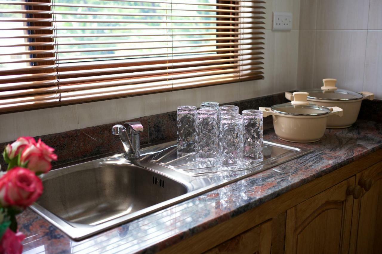 Stone Self Catering * Grand Anse (Praslin)